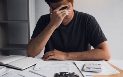 Money stress is no fun. Here are some great tips on keeping your stress about money at bay.